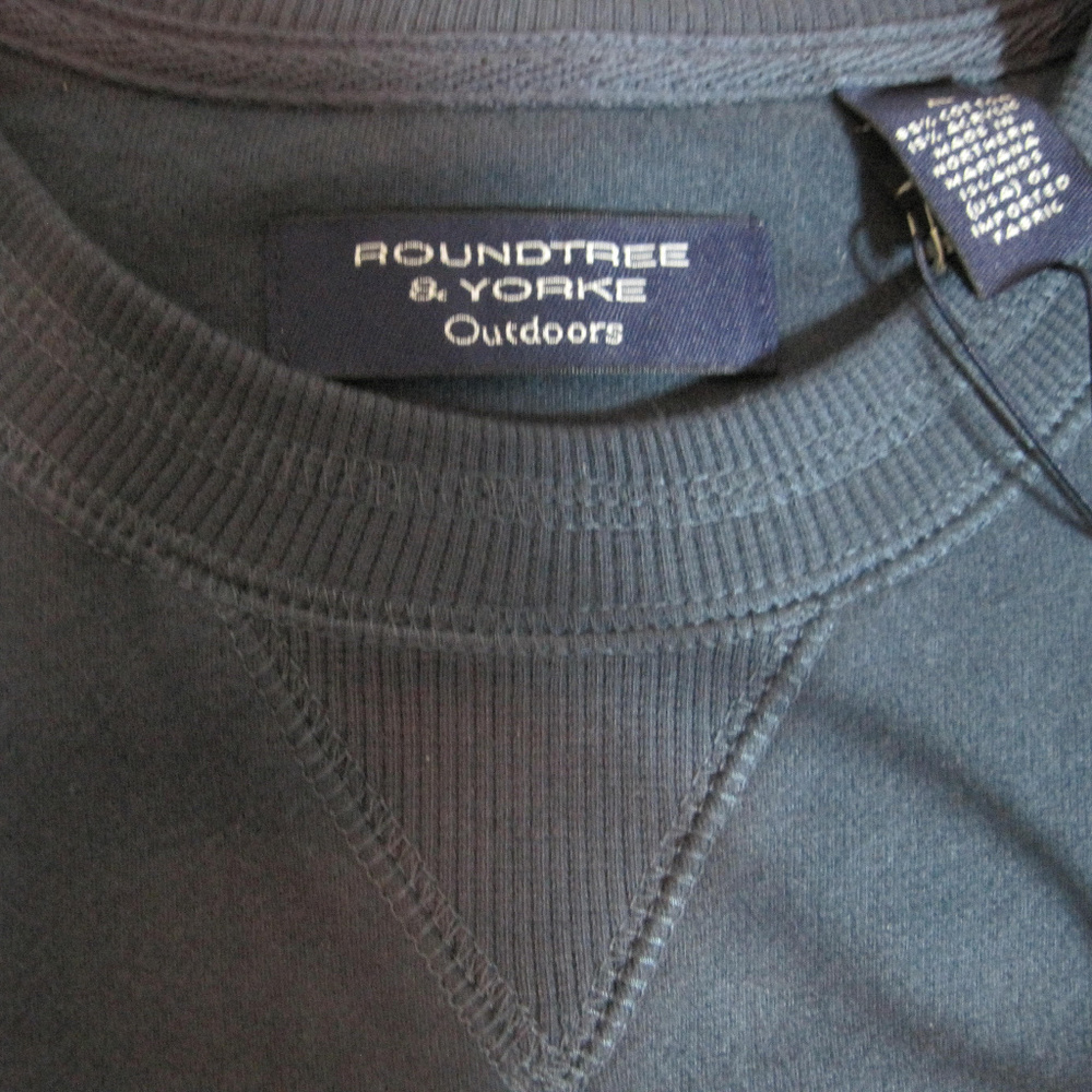 ROUNDTREE & YORKE MEN CREWNECK BLUE SWEATSHIRT XL - Picture 2 of 4